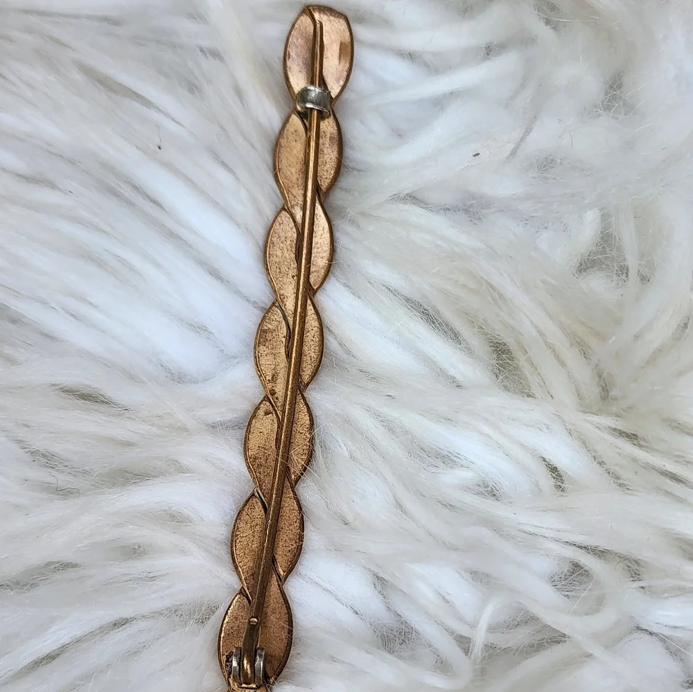 Vintage brass  brooch/‎ hair clip